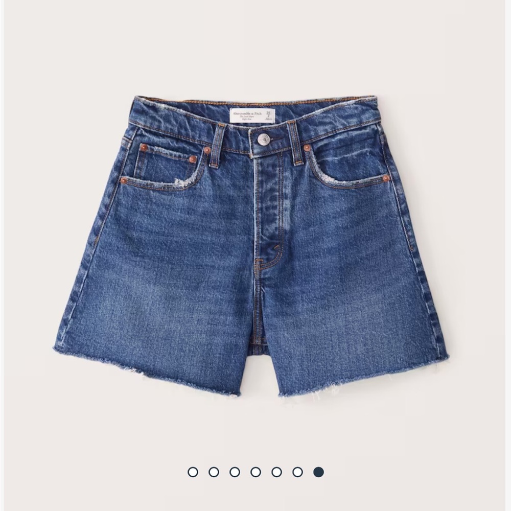 Abercrombie and Fitch 4in Dad Jean shorts NWT 37/24